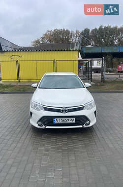 Седан Toyota Camry 2014 в Кропивницком