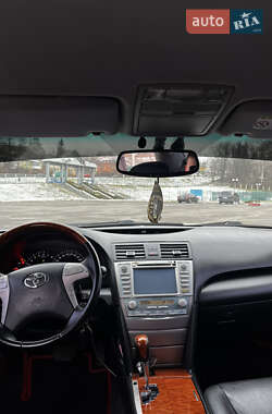 Седан Toyota Camry 2008 в Обухове