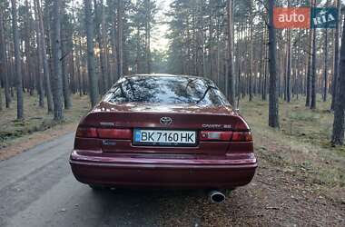 Седан Toyota Camry 1999 в 