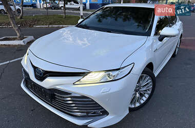 Седан Toyota Camry 2020 в Одессе