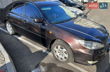 Седан Toyota Camry 2003 в Киеве