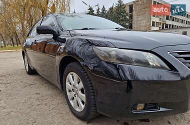 Седан Toyota Camry 2006 в Днепре