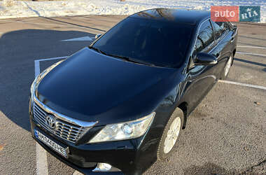 Седан Toyota Camry 2012 в Житомире