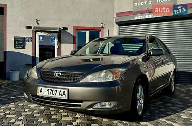 Седан Toyota Camry 2003 в Киеве