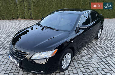 Седан Toyota Camry 2007 в Львове