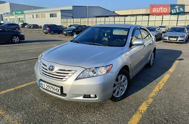 Седан Toyota Camry 2007 в Киеве