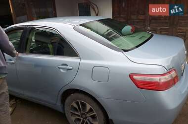 Седан Toyota Camry 2007 в Черновцах