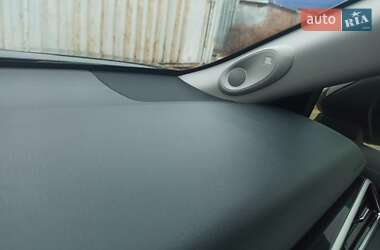 Седан Toyota Camry 2018 в Дніпрі