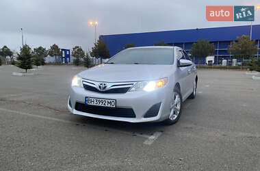 Седан Toyota Camry 2014 в Одессе