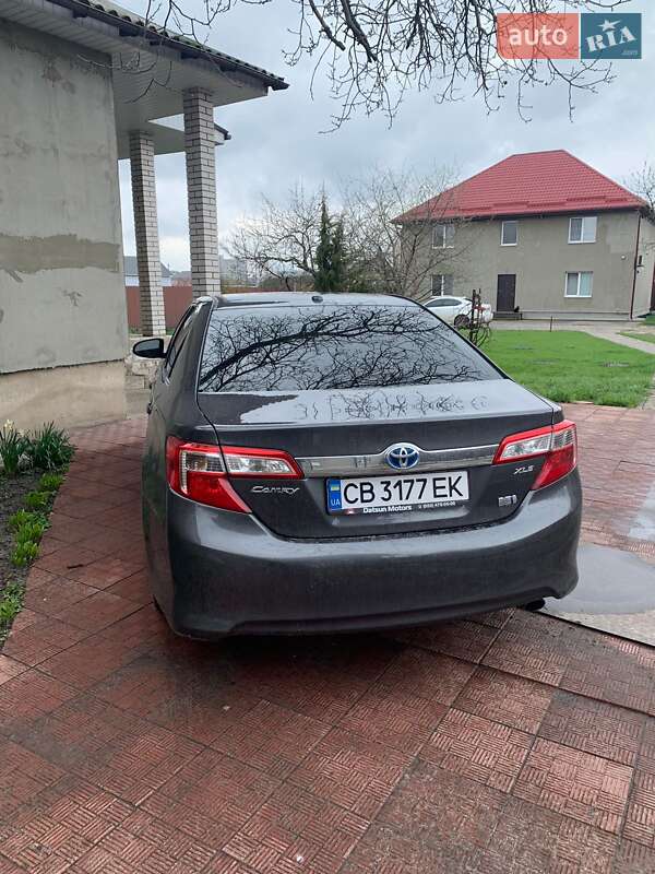 Седан Toyota Camry 2014 в Києві