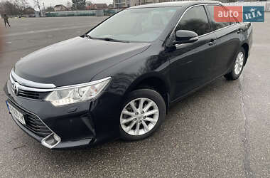 Седан Toyota Camry 2015 в Києві