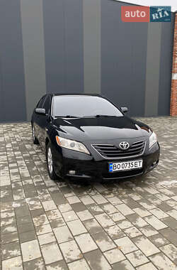 Седан Toyota Camry 2006 в Хмельницком