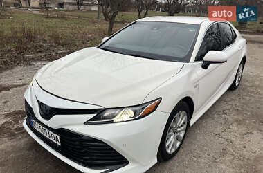 Седан Toyota Camry 2017 в Коломаках