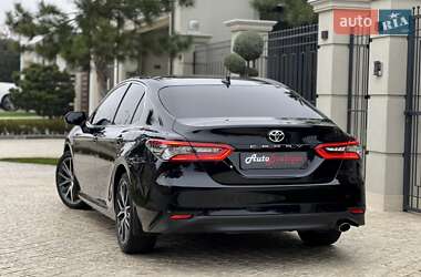 Седан Toyota Camry 2021 в Одессе