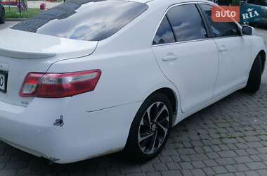 Седан Toyota Camry 2010 в Івано-Франківську