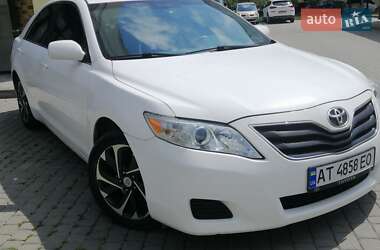 Седан Toyota Camry 2010 в Івано-Франківську