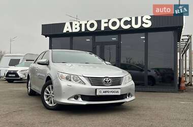 Седан Toyota Camry 2012 в Киеве