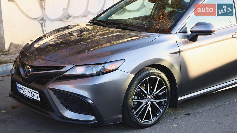 Седан Toyota Camry 2021 в Одесі