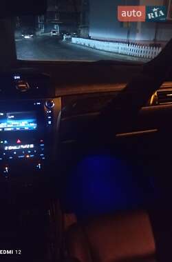 Седан Toyota Camry 2014 в 