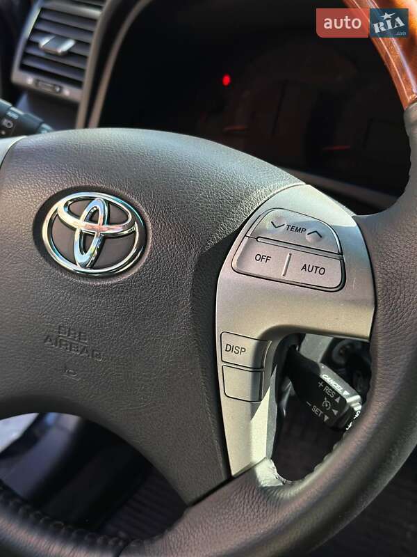 Седан Toyota Camry 2008 в Черкасах
