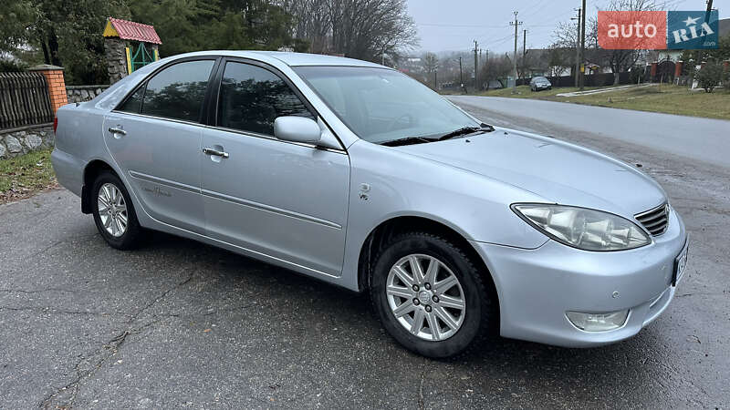 Toyota Camry 2005