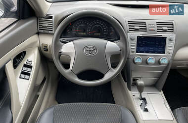 Седан Toyota Camry 2008 в Полтаві