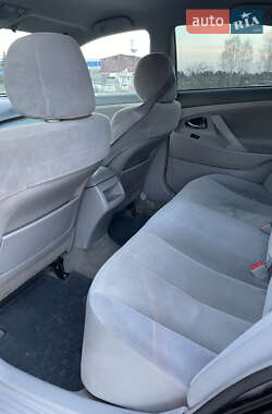 Седан Toyota Camry 2008 в Сарнах