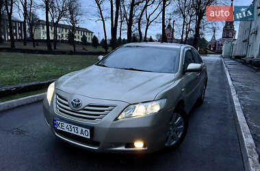 Седан Toyota Camry 2006 в Каменском