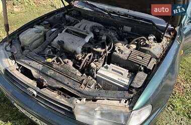 Седан Toyota Camry 1991 в 