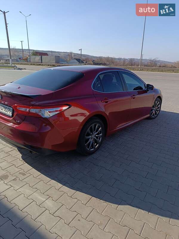 Седан Toyota Camry 2018 в Любашівці