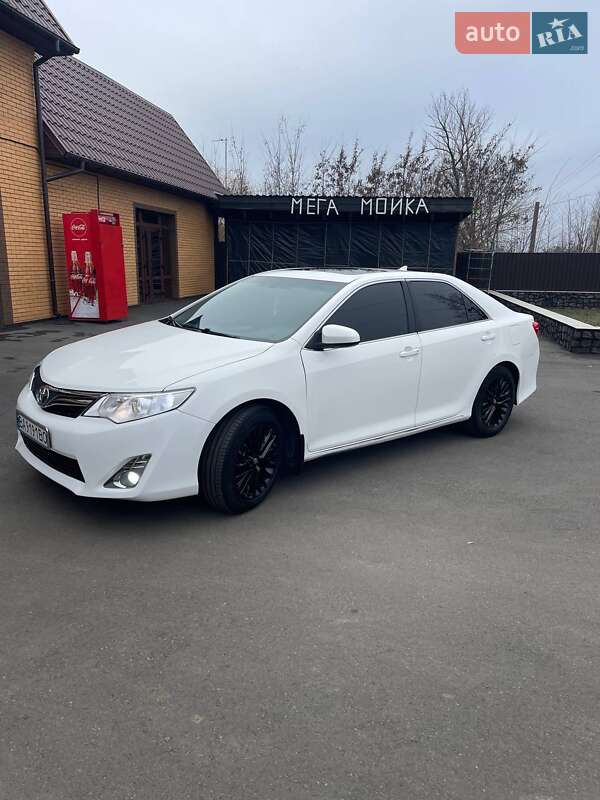Седан Toyota Camry 2012 в Благовіщенську