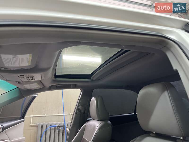 Седан Toyota Camry 2012 в Благовіщенську