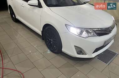 Седан Toyota Camry 2012 в Благовіщенську