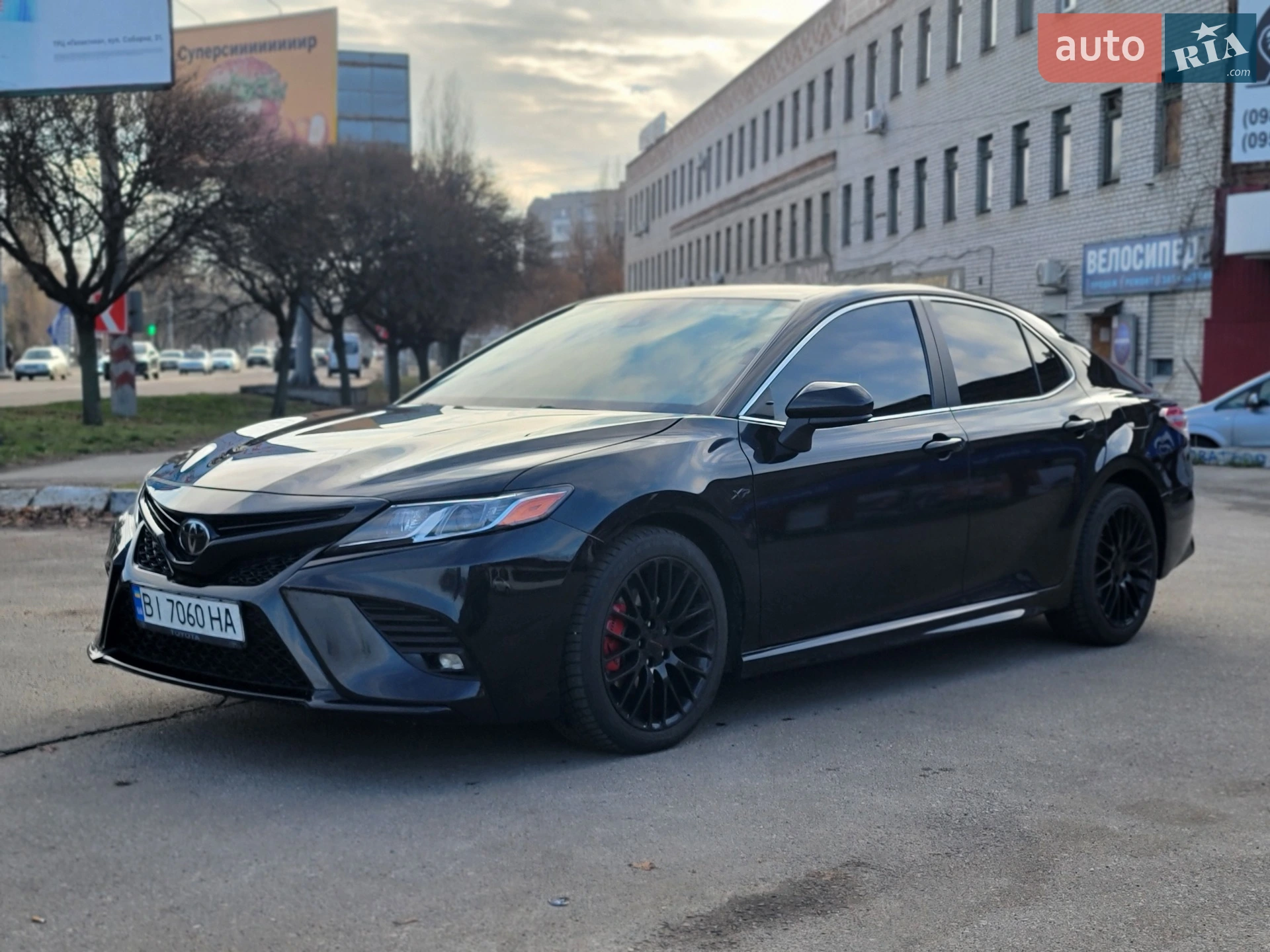2020 Toyota Camry - мініатюра 4