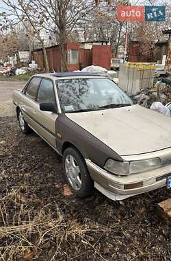 Седан Toyota Camry 1987 в Одесі