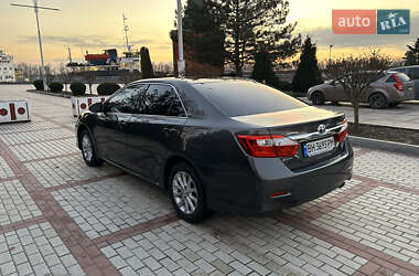 Седан Toyota Camry 2011 в Ізмаїлі