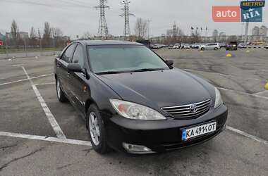 Седан Toyota Camry 2003 в Киеве