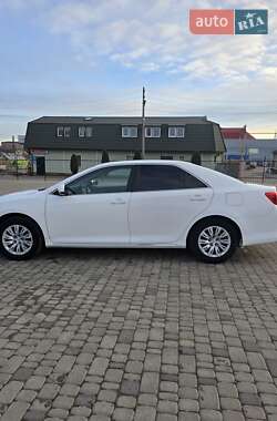 Седан Toyota Camry 2013 в Білій Церкві