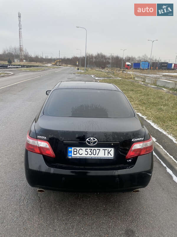Седан Toyota Camry 2007 в Львове