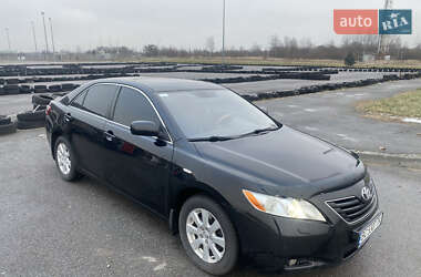 Седан Toyota Camry 2007 в Львове