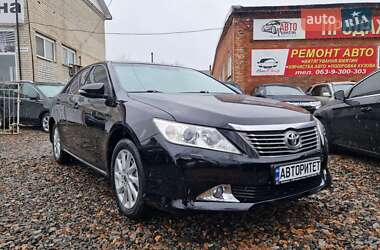 Седан Toyota Camry 2013 в Смілі