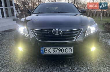 Седан Toyota Camry 2008 в 
