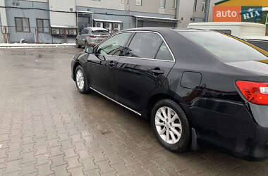 Седан Toyota Camry 2011 в Хмельницькому