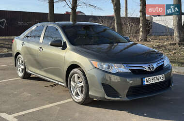 Седан Toyota Camry 2012 в Вінниці