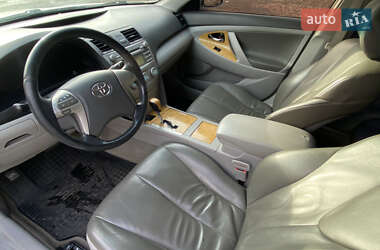 Седан Toyota Camry 2007 в Києві