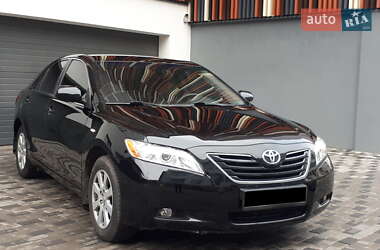 Седан Toyota Camry 2009 в Дніпрі