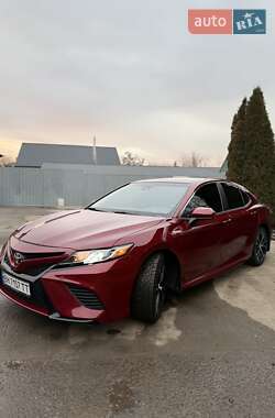 Седан Toyota Camry 2018 в Миколаєві