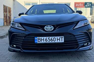 Седан Toyota Camry 2021 в Одессе