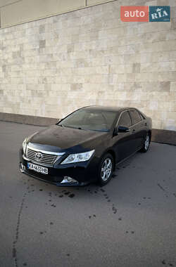 Седан Toyota Camry 2011 в Києві