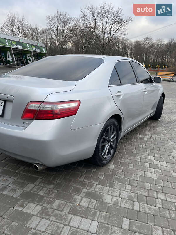 Седан Toyota Camry 2008 в Кропивницком